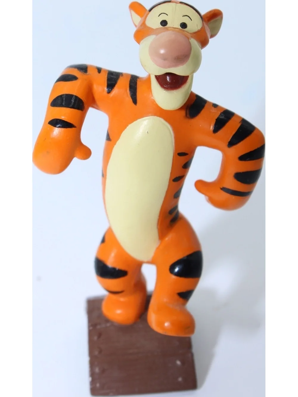NWT Vintage Disney Winnie the Pooh Piglet Eeyore Tigger Action Figure Lot 4 Pcs.